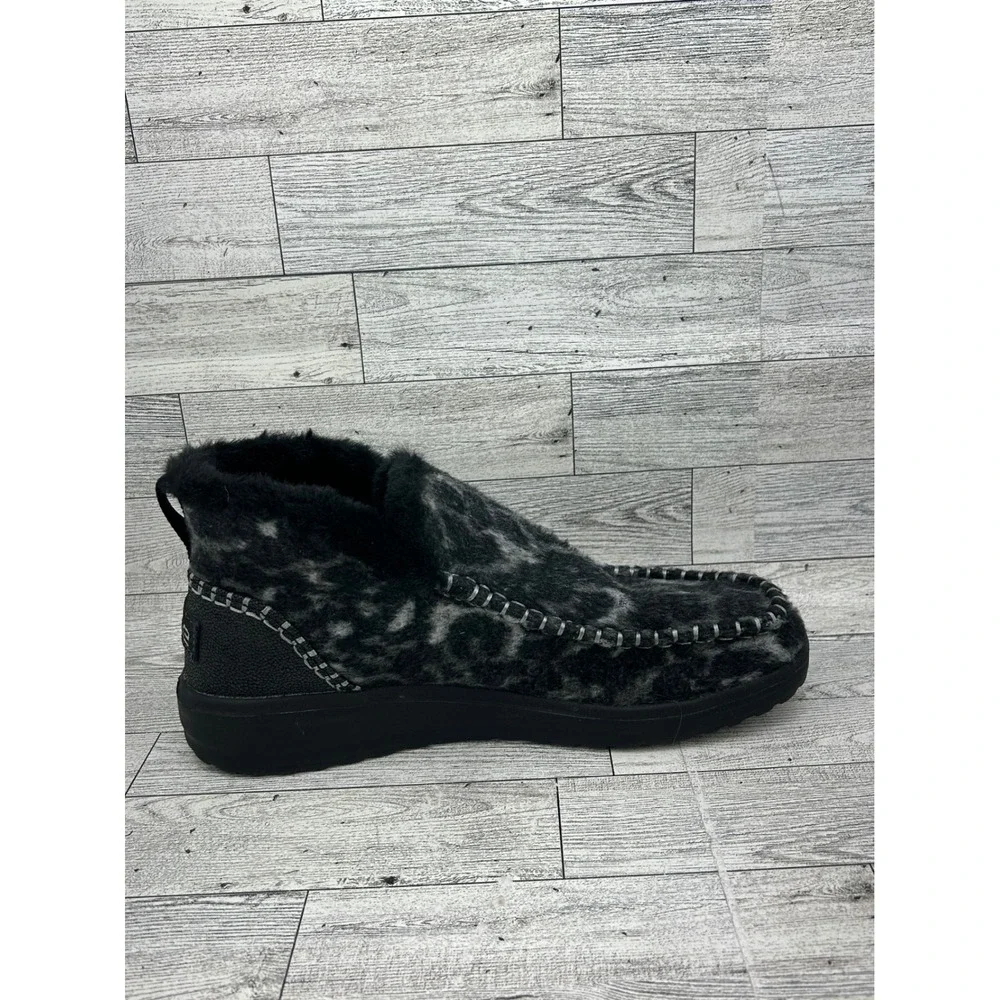 Hey Dude Denny Marble Leopard Grey Black Faux Fur‎ Lined Ankle Boots Women Sz 10